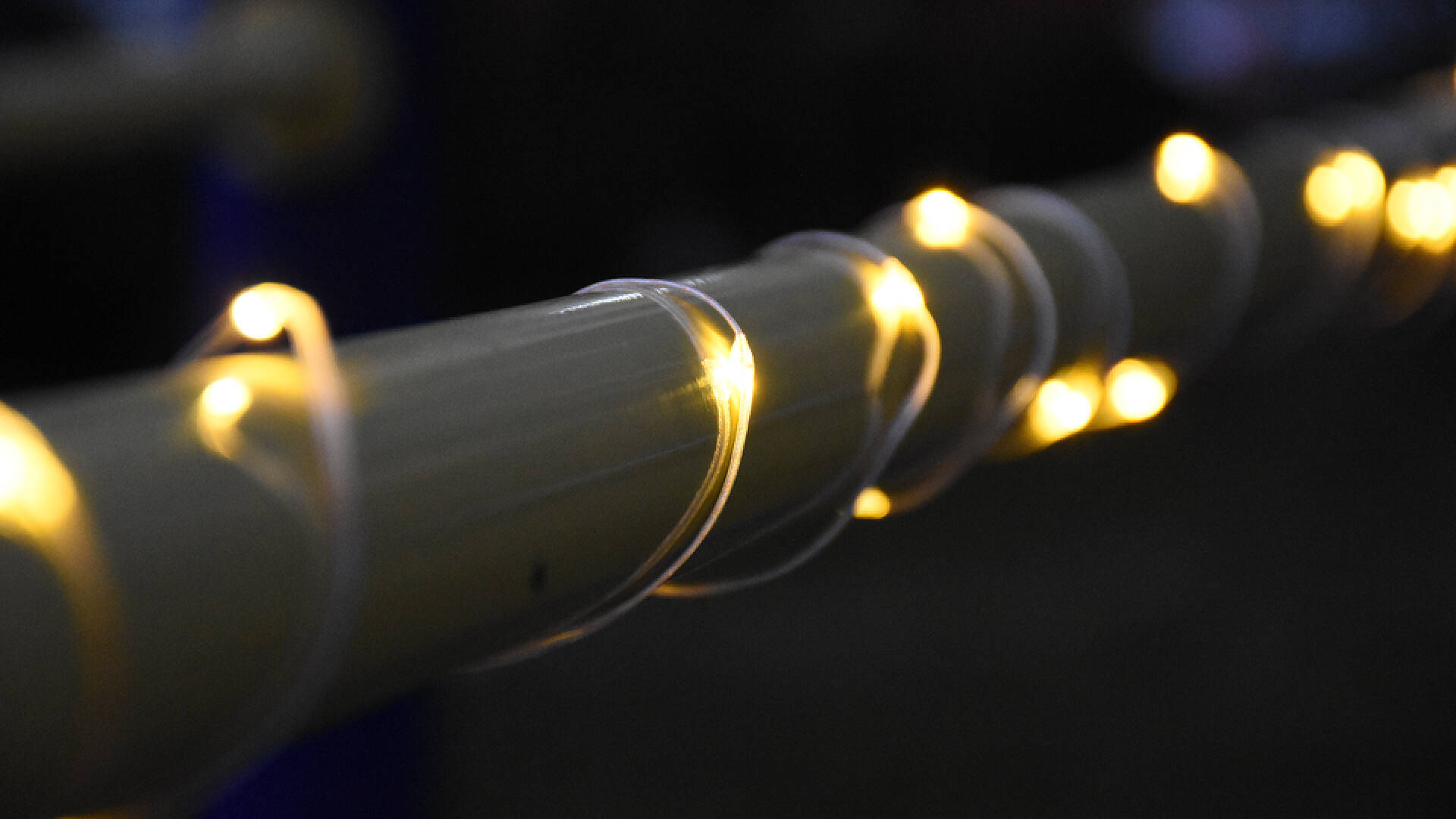 照明氛围二合一露营怎能没有它？瓦力棋牌游戏纳拓星河露营灯：(图12)